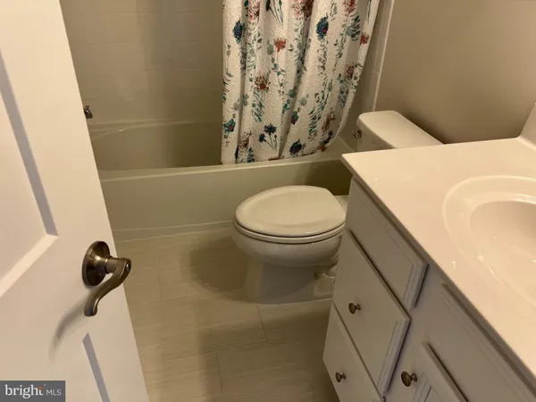 $4,100 | 2303 Liberty Loop, Herndon, VA 20171