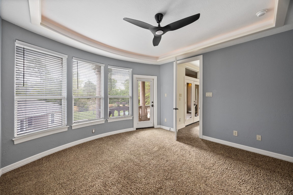 4447 Chateau Creek Way Spring, TX 77386 - Photo 29 of 50 a view of an empty room with a window