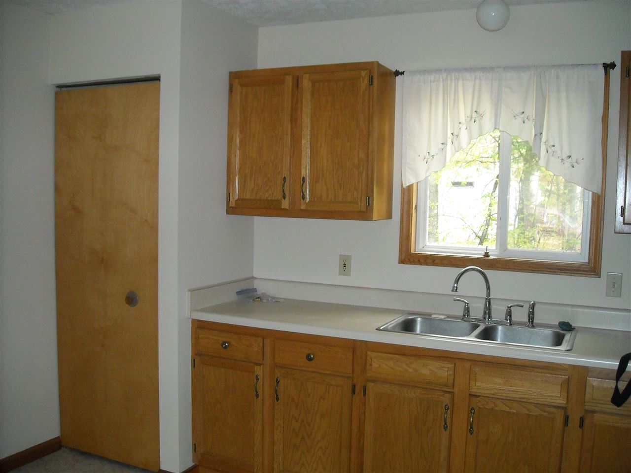 7061 Karlin Road Interlochen, MI 49643 - Photo 10 of 19 1854576-9.JPG
