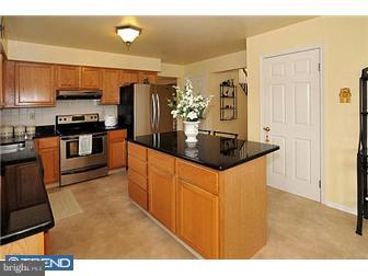 1724 Devonshire Road Dresher, PA 19025 - Photo 4 of 12 Kitchen