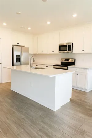 $2,600 | 5216 Senza Trail, Palmetto, FL 34221