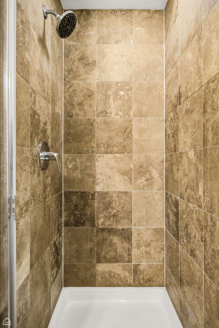 123 South Green Street, Unit 704B Chicago, IL 60607 - Photo 20 of 25