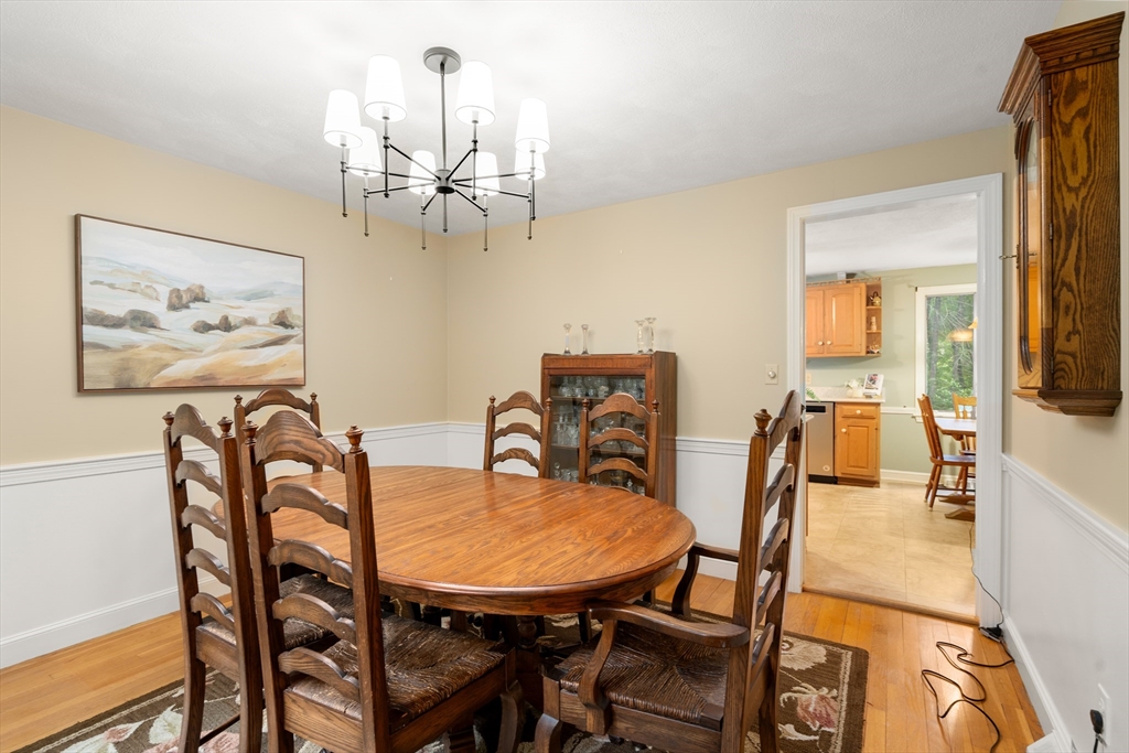 237 Peakham Road Sudbury, MA 01776 - Photo 9 of 29