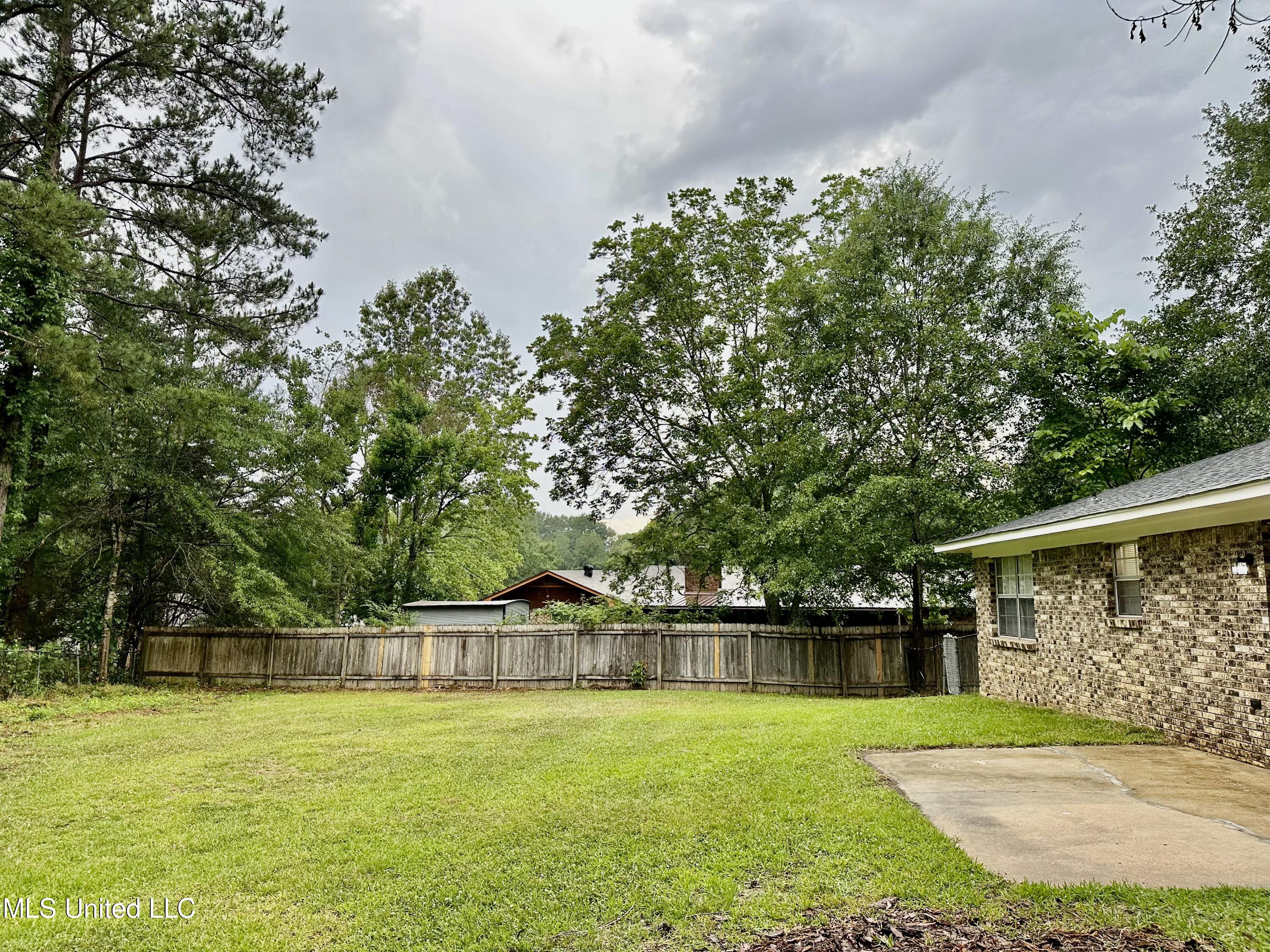 168 Chestnut Cove Jackson, MS 39212 - Photo 16 of 16 IMG_5313