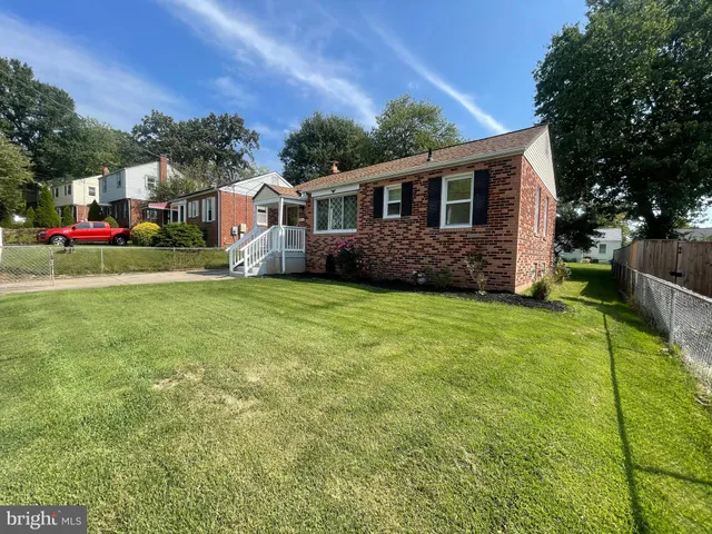 $2,800 | 9725 51st Avenue, College Park, MD 20740