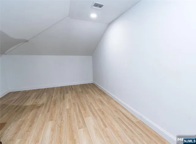 $4,500 | 12 Lakeview Avenue, Rochelle Park, NJ 07662