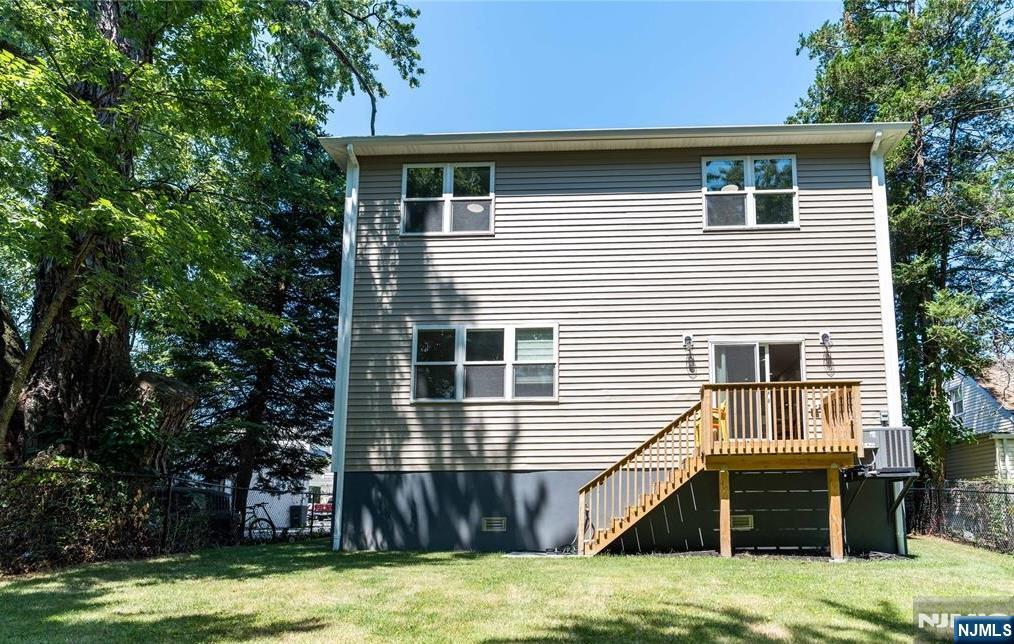 12 Lakeview Avenue Rochelle Park, NJ 07662 - Photo 19 of 25