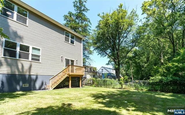 $4,500 | 12 Lakeview Avenue, Rochelle Park, NJ 07662