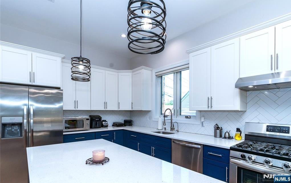 12 Lakeview Avenue Rochelle Park, NJ 07662 - Photo 5 of 25