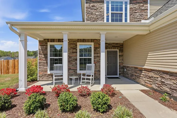 $545,000 | 123 Lakelyn Road, Moncks Corner, SC 29461