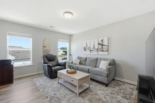 $545,000 | 123 Lakelyn Road, Moncks Corner, SC 29461