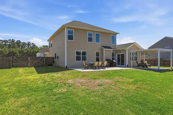 $545,000 | 123 Lakelyn Road, Moncks Corner, SC 29461