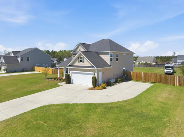 $545,000 | 123 Lakelyn Road, Moncks Corner, SC 29461
