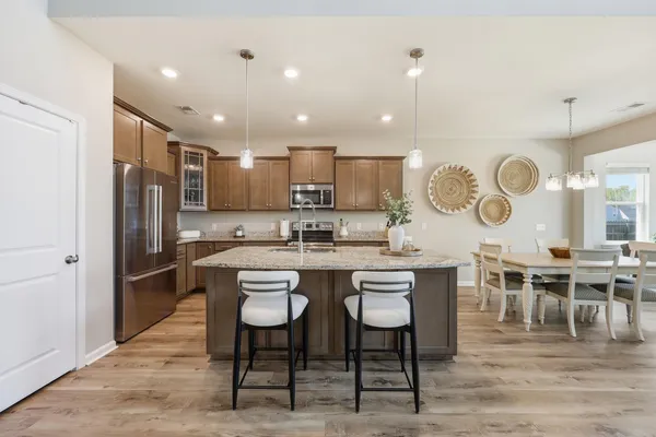 $545,000 | 123 Lakelyn Road, Moncks Corner, SC 29461