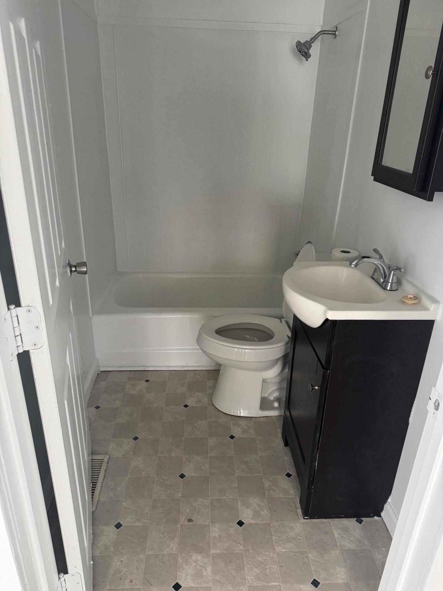 764 Holland Road Danville, VA 24541 - Photo 7 of 9 764 Holland Road 7