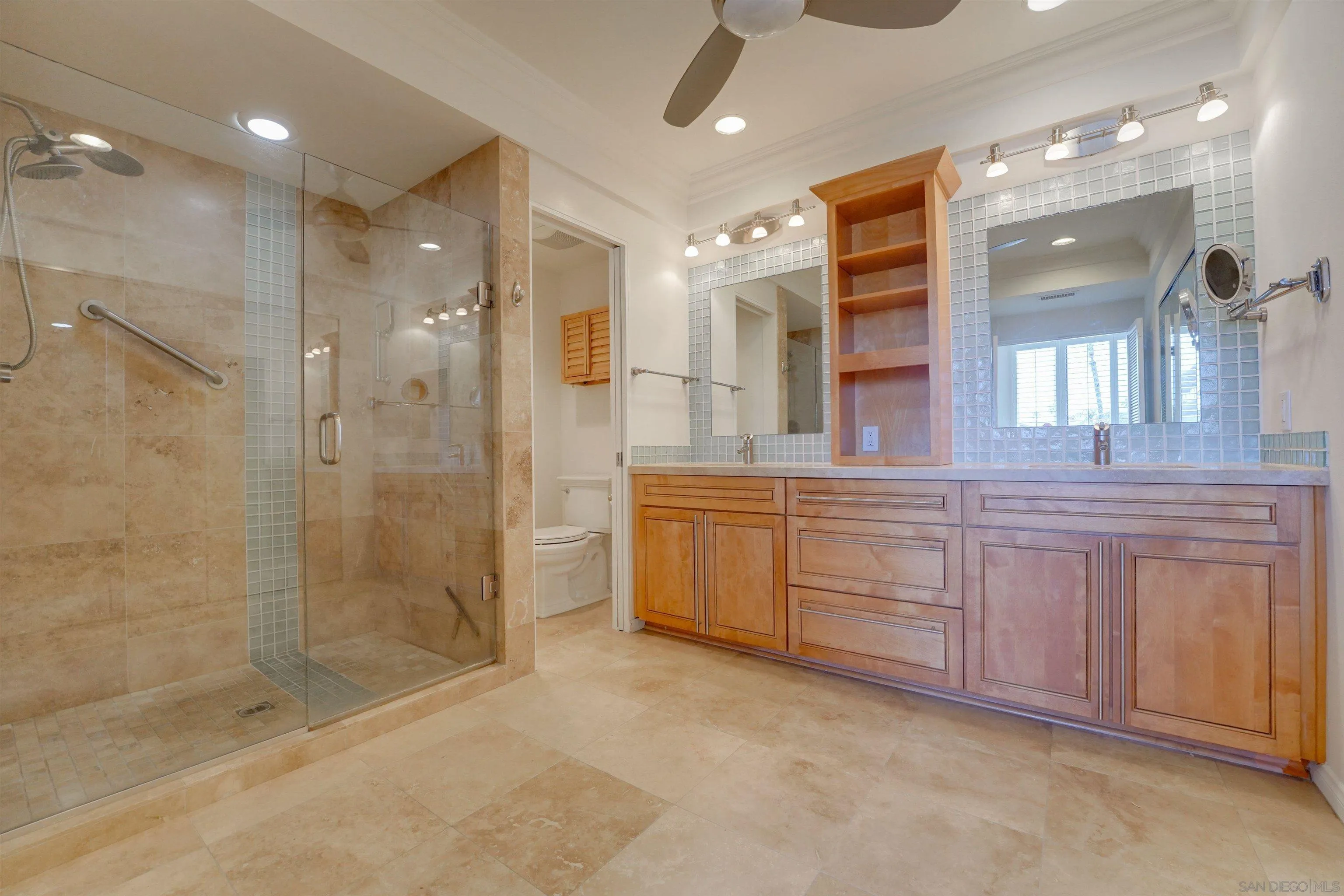 129 Cancha De Golf Rancho Santa Fe, CA 92091 - Photo 17 of 31 Primary Bath/Spa