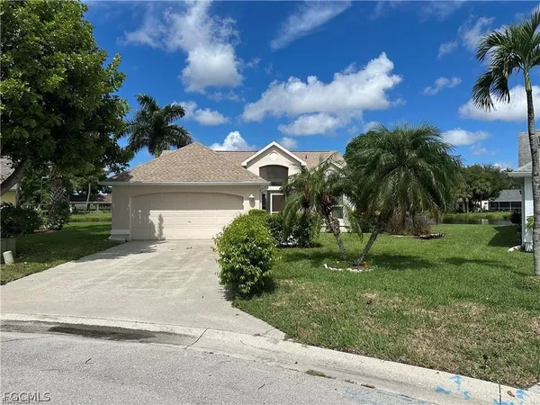 $2,400 | 9140 Greenleaf Court, Fort Myers, FL 33919