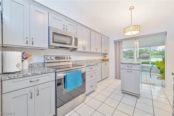 $2,400 | 9140 Greenleaf Court, Fort Myers, FL 33919