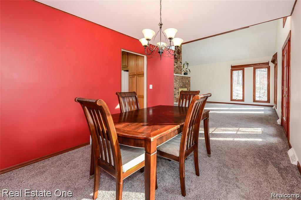 300 South Van Road Holly, MI 48442 - Photo 7 of 75 DSC_7304.jpg