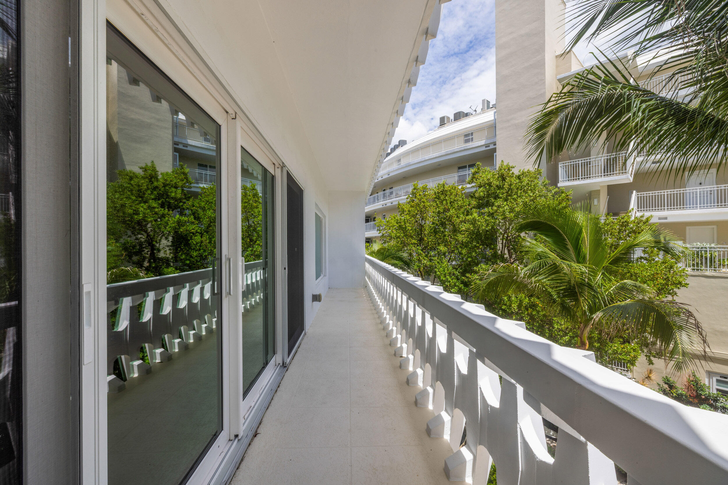 300 South Ocean Boulevard, Unit 3F Palm Beach, FL 33480 - Photo 22 of 27 a view of a balcony