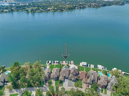 $1,350,000 | 13050 Wood Harbour Drive, Montgomery, TX 77356