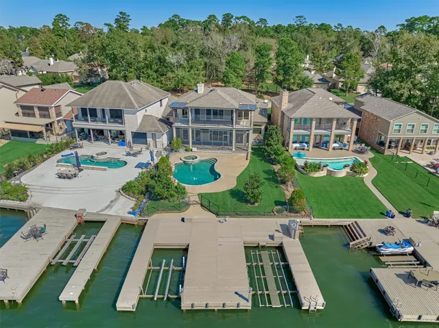 $1,350,000 | 13050 Wood Harbour Drive, Montgomery, TX 77356