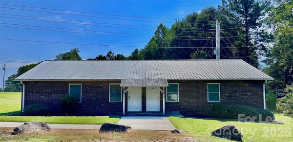 $1,300 | 1536 Beth Haven Church Road, Denver, NC 28037