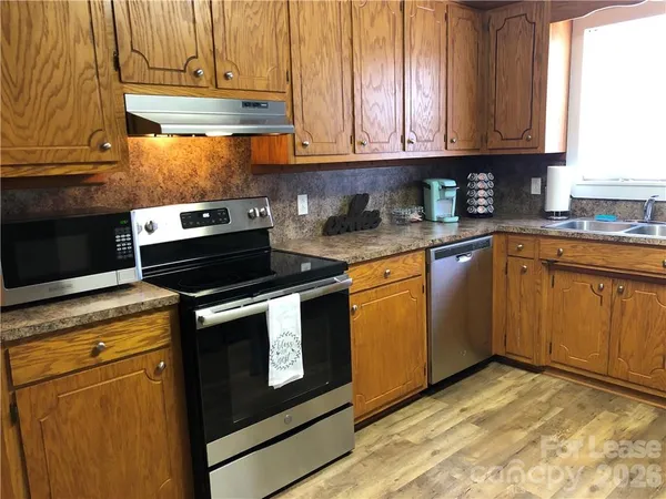 $1,300 | 1536 Beth Haven Church Road, Denver, NC 28037