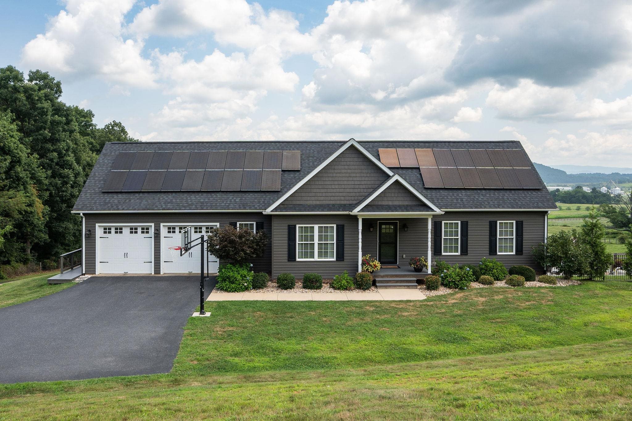 635 Churchmans Mill Road Stuarts Draft, VA 24477 - Photo 2 of 75 Gallery Image 2