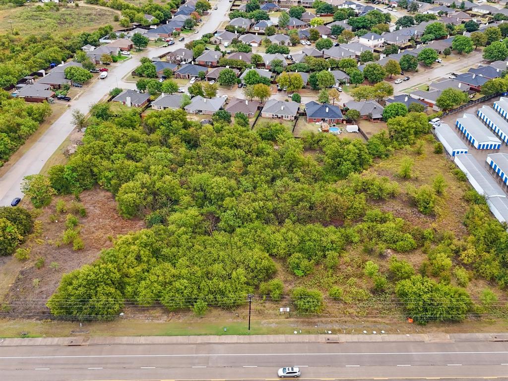 713 South Crowley Road Crowley, TX 76036 - Photo 3 of 24