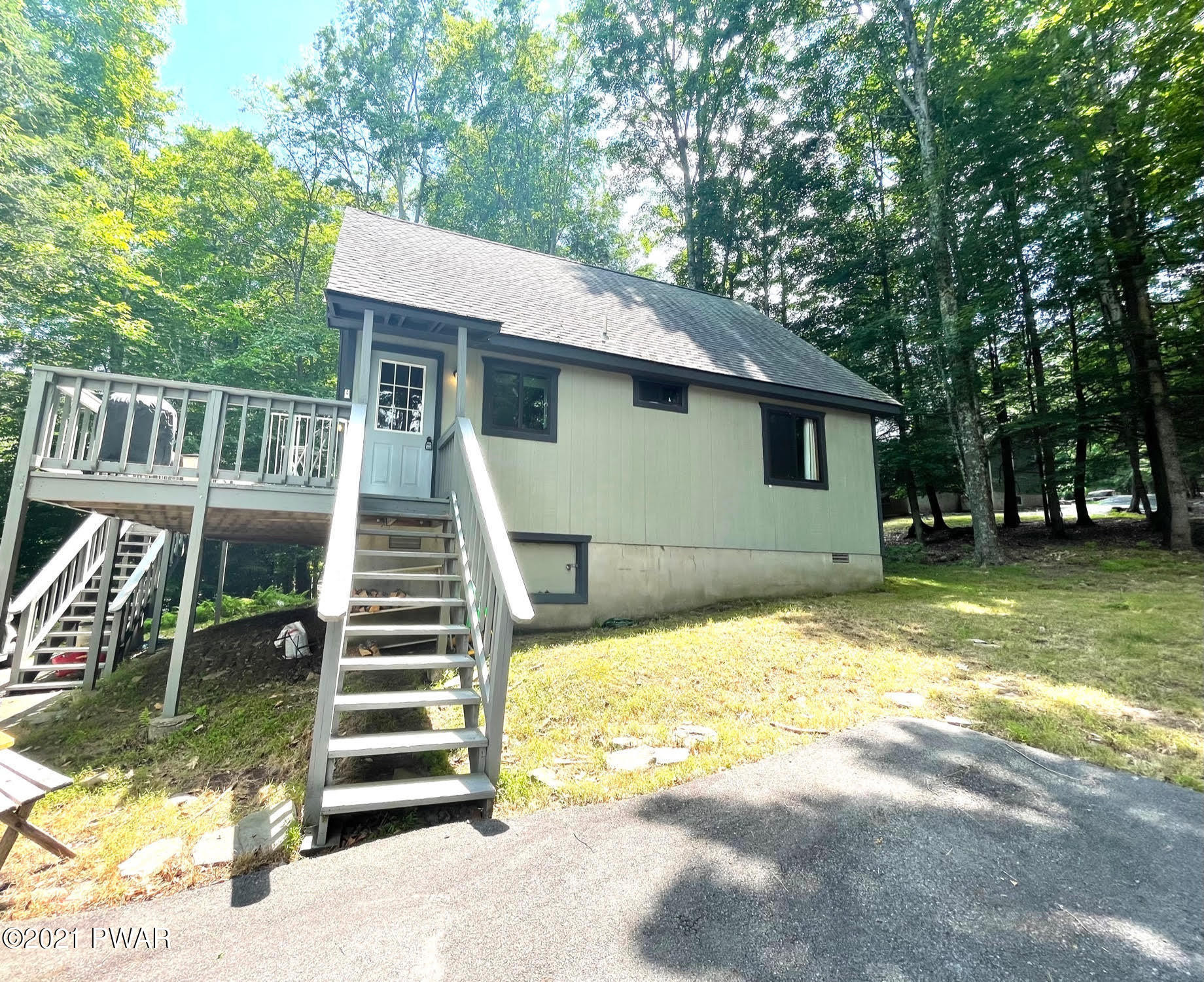 1043 Tomahawk Road Lake Ariel, PA 18436 - Photo 3 of 15 unnamed (14)