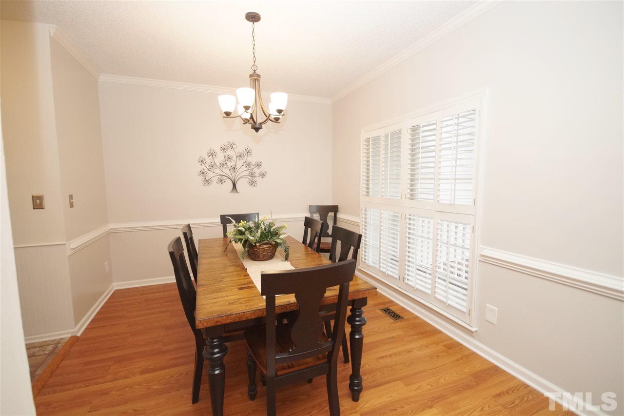 5009 Jesmond Place Raleigh, NC 27613 - Photo 3 of 28