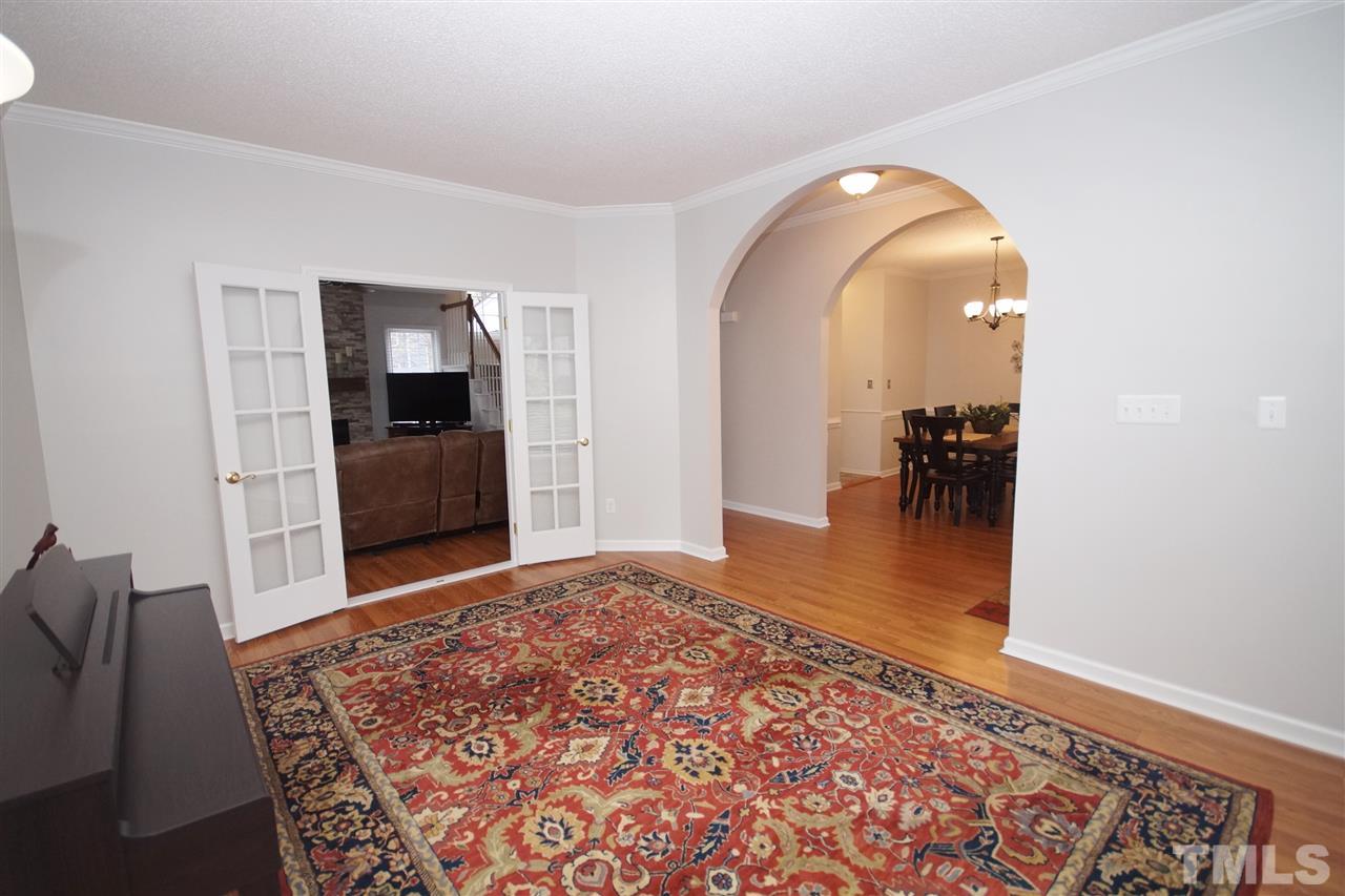 5009 Jesmond Place Raleigh, NC 27613 - Photo 4 of 28
