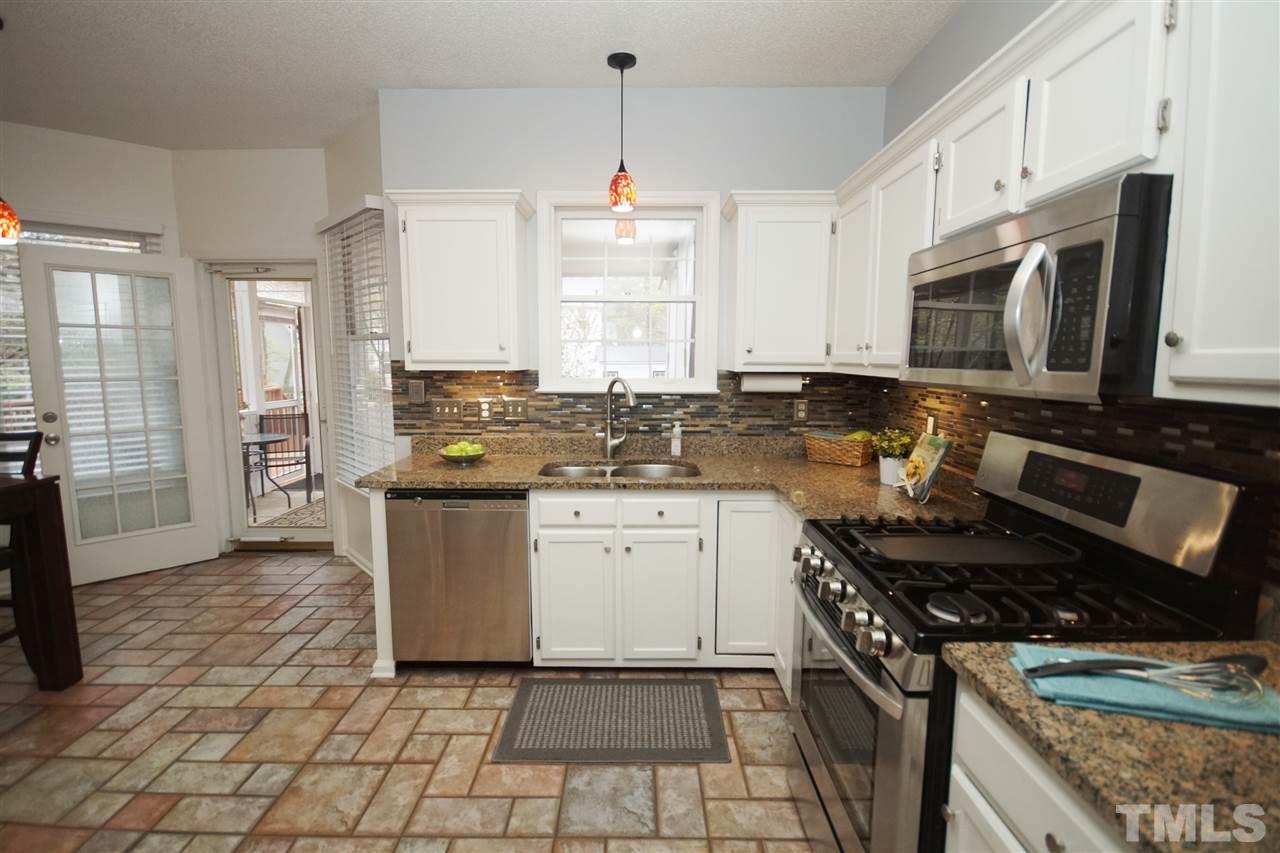 5009 Jesmond Place Raleigh, NC 27613 - Photo 10 of 28
