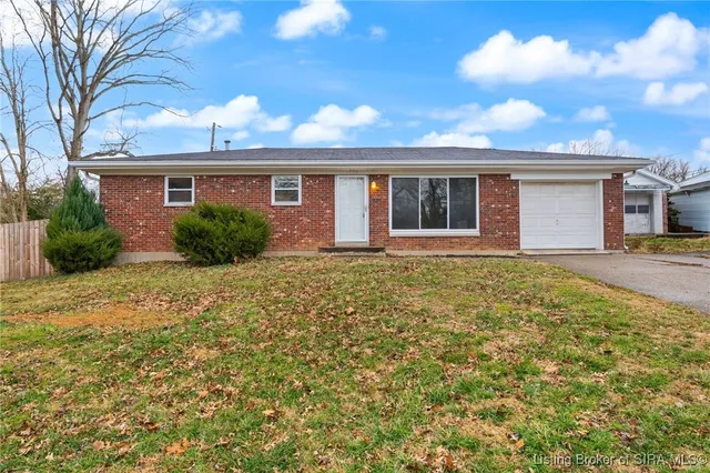 $249,000 | 1775 Elmview Drive, New Albany, IN 47150