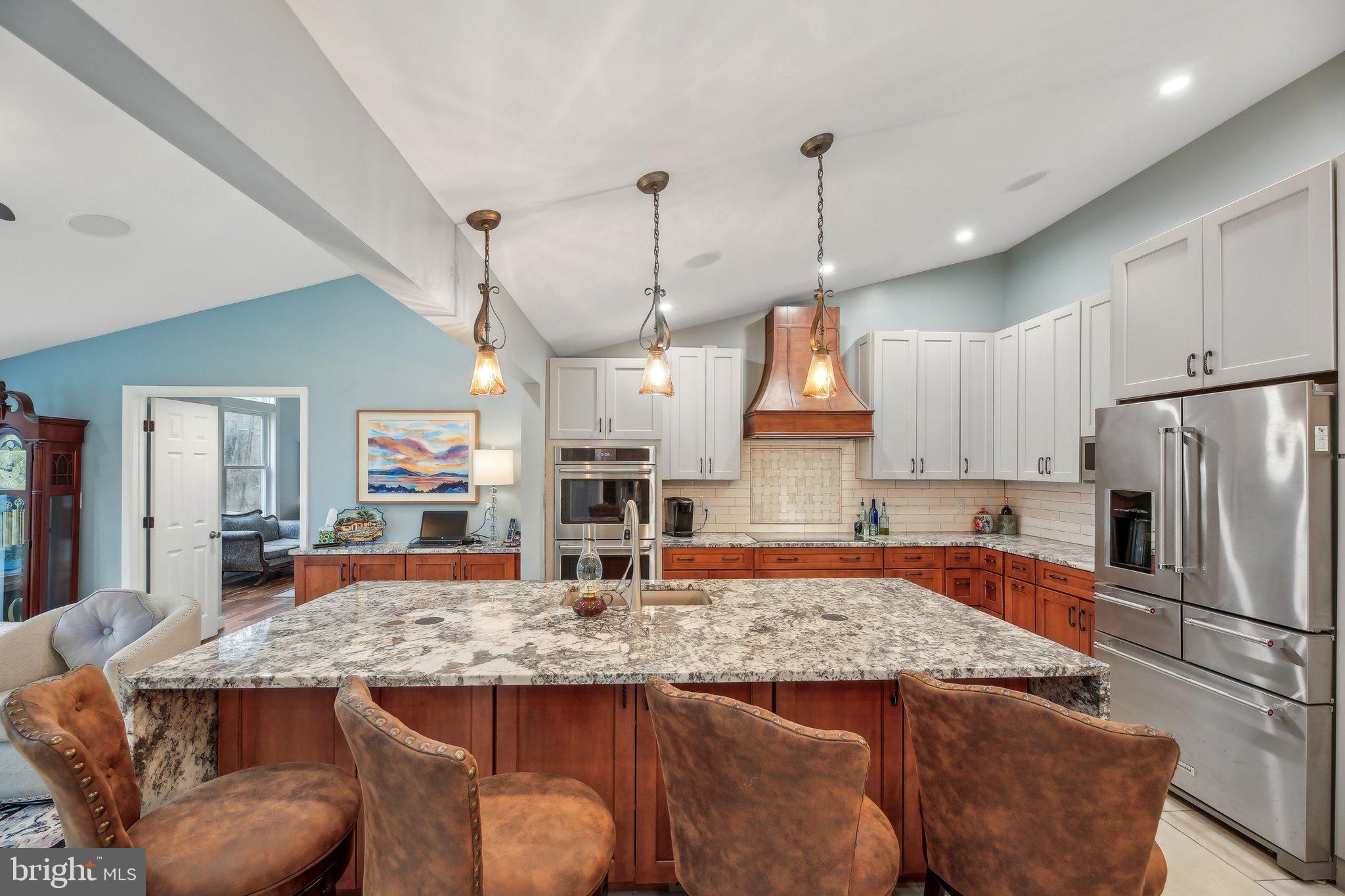 549 Ridgley Road Crownsville, MD 21032 - Photo 5 of 33 Custom Maple Cabinets