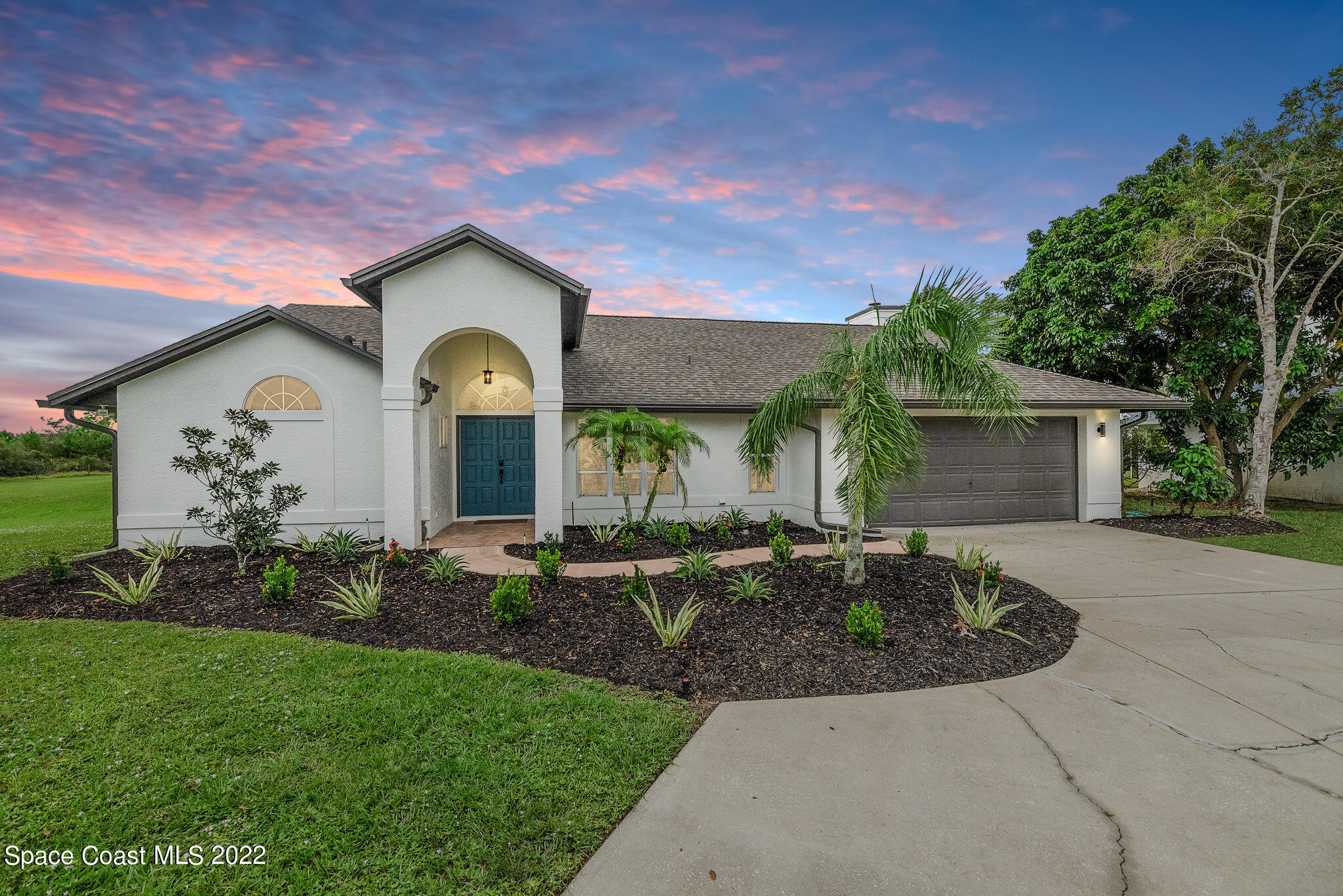 960 Falls Trail Malabar, FL 32950 - Photo 2 of 70 Twilight Front
