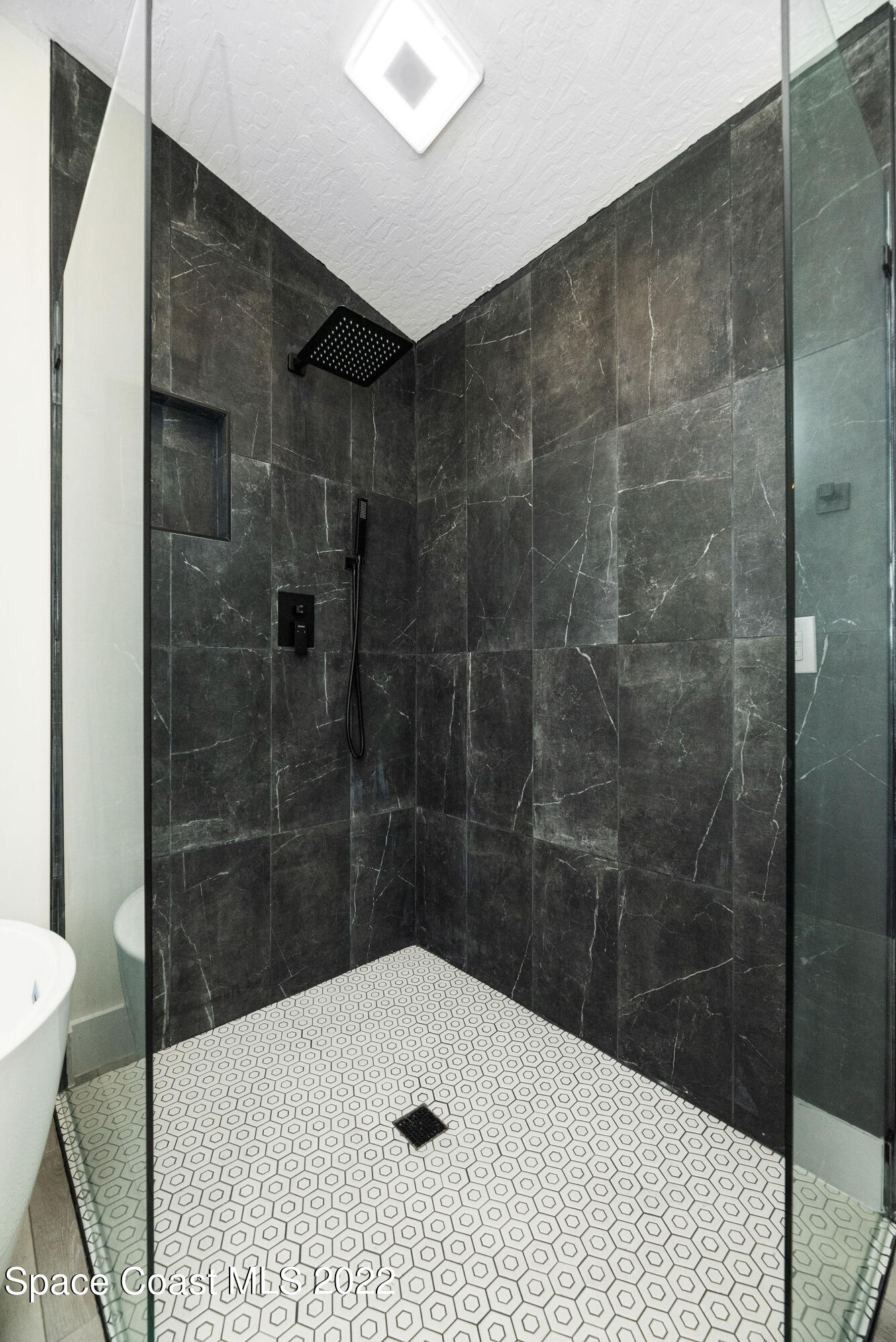 960 Falls Trail Malabar, FL 32950 - Photo 42 of 70 a bathroom with a shower