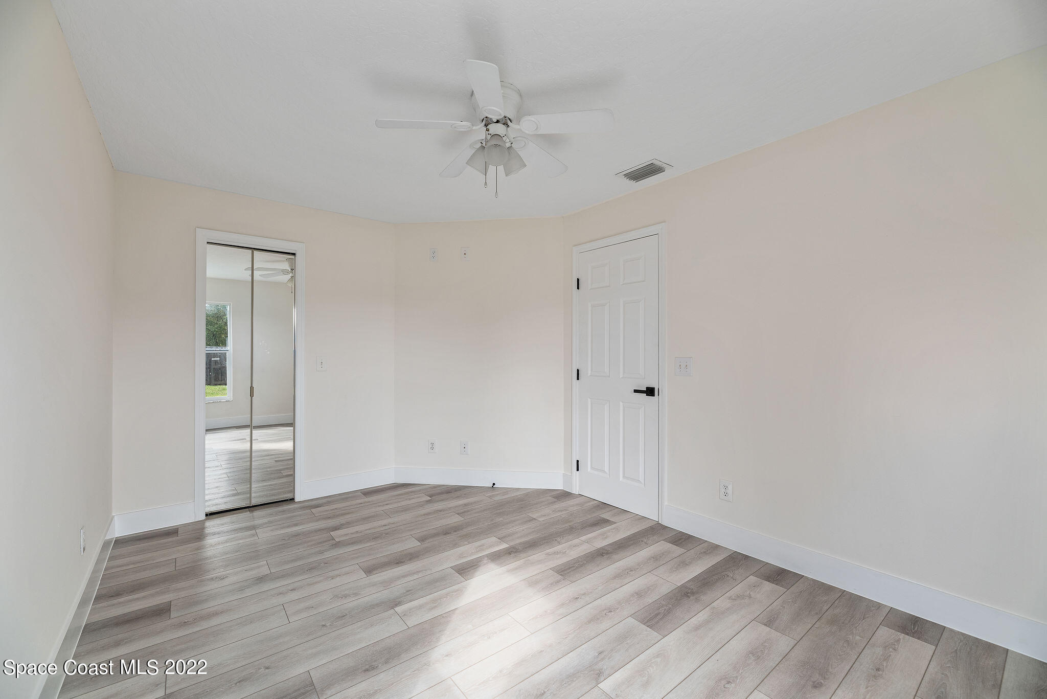 960 Falls Trail Malabar, FL 32950 - Photo 62 of 70 Guest Bedroom - walk in closet