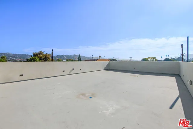 $3,662 | 2671 Benedict Street, Unit 1/4, Los Angeles, CA 90039