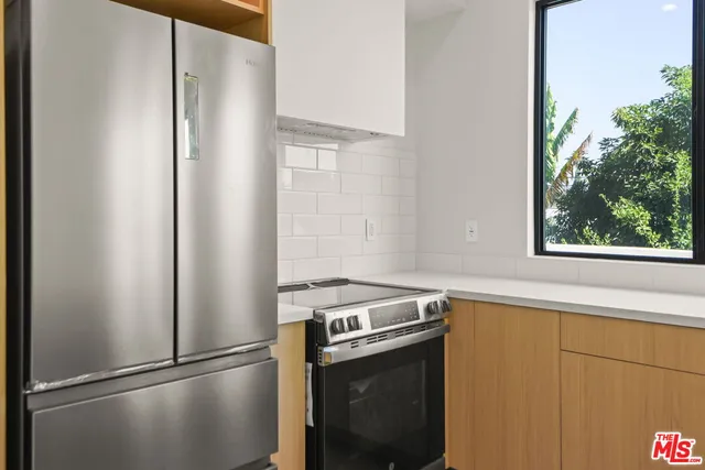 $3,662 | 2671 Benedict Street, Unit 1/4, Los Angeles, CA 90039