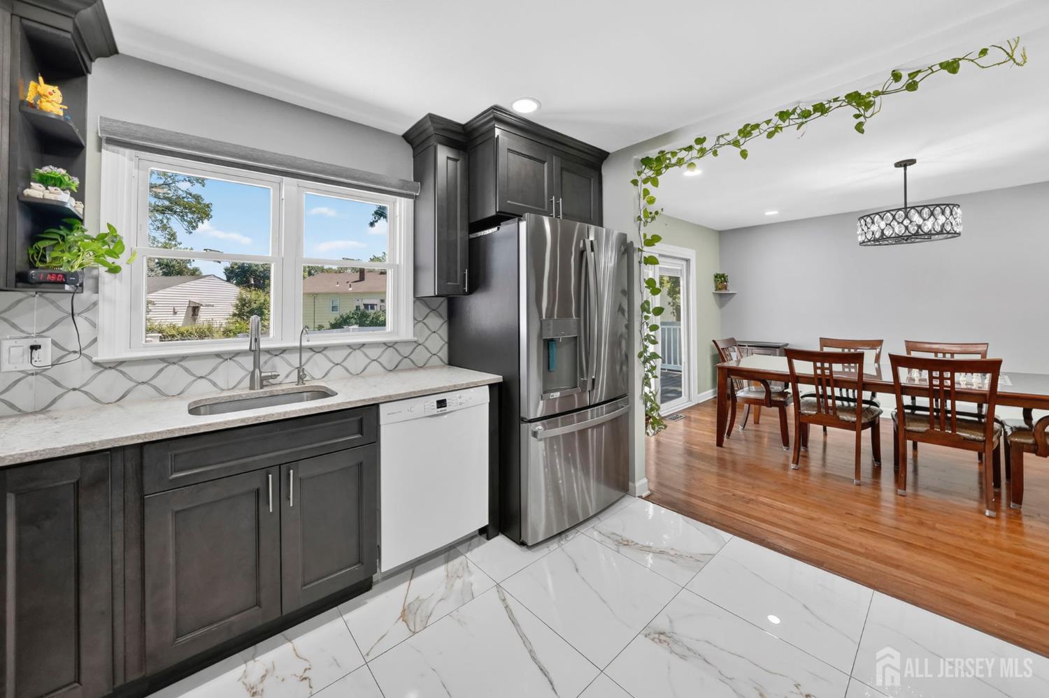 59 Eden Avenue Edison, NJ 08817 - Photo 16 of 45