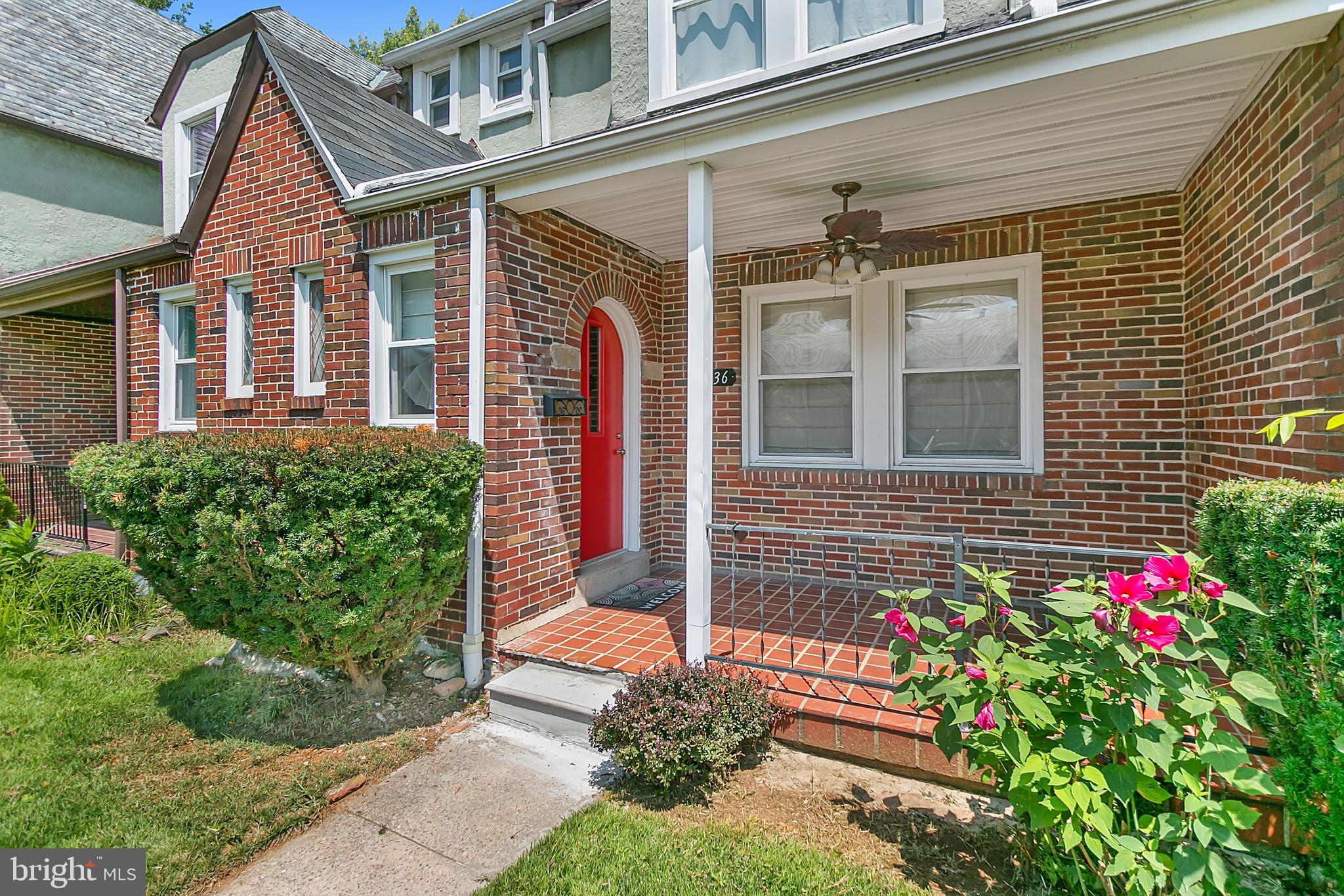 4636 Rokeby Road Baltimore, MD 21229 - Photo 2 of 38