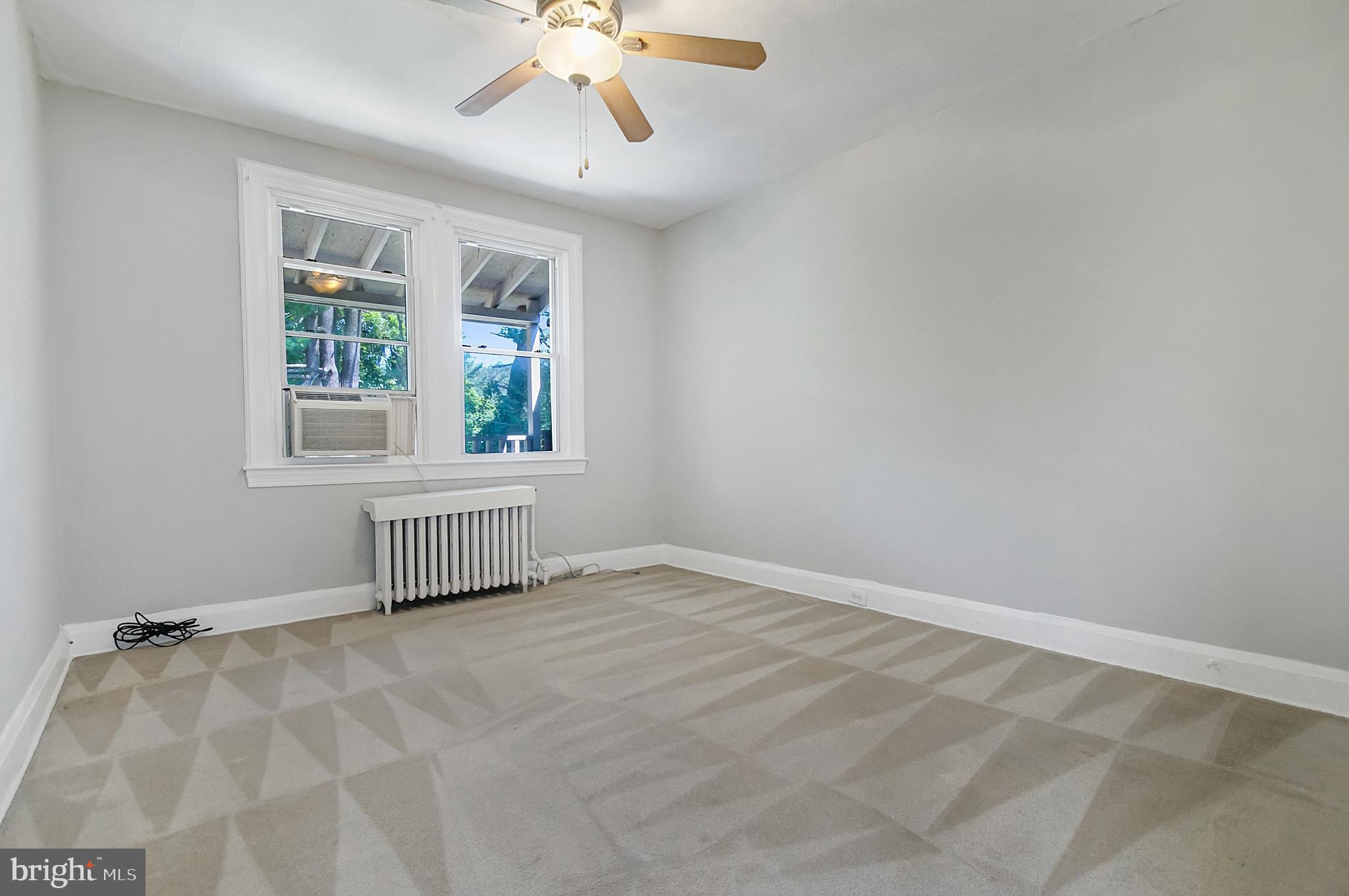 4636 Rokeby Road Baltimore, MD 21229 - Photo 26 of 38