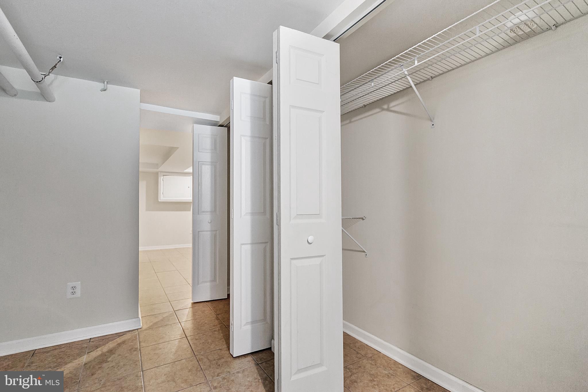 4636 Rokeby Road Baltimore, MD 21229 - Photo 35 of 38