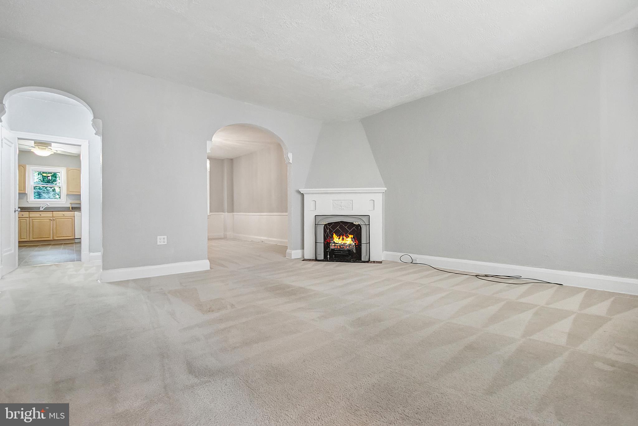 4636 Rokeby Road Baltimore, MD 21229 - Photo 5 of 38
