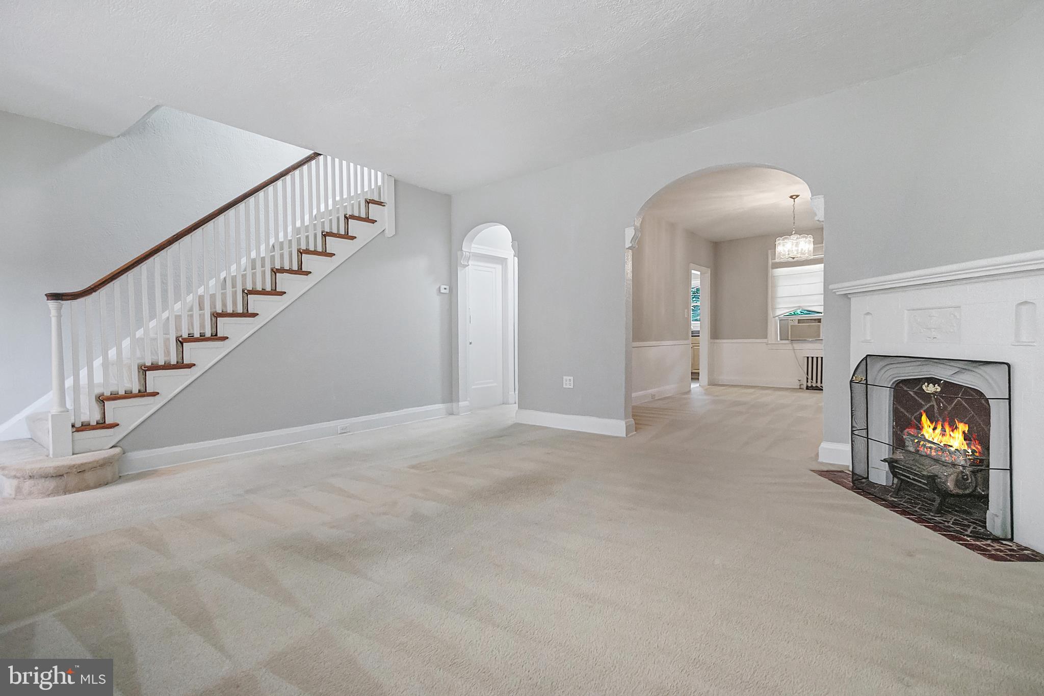4636 Rokeby Road Baltimore, MD 21229 - Photo 6 of 38