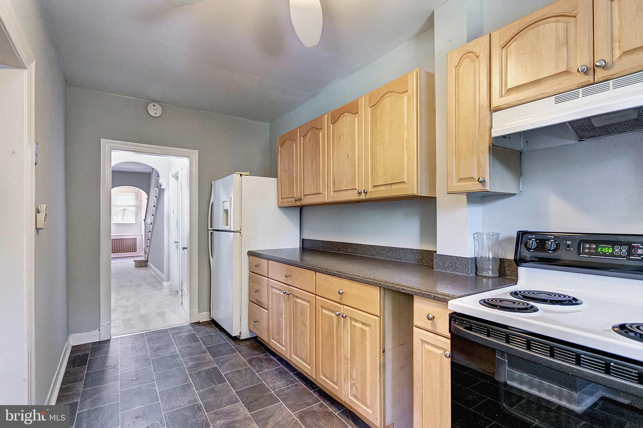 4636 Rokeby Road Baltimore, MD 21229 - Photo 9 of 38