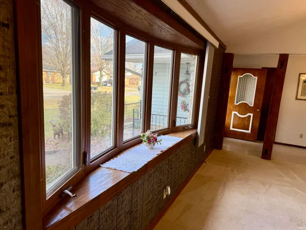 $162,500 | 3005 West Sunblest Drive, Muncie, IN 47302