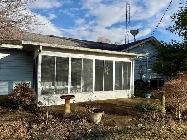 $162,500 | 3005 West Sunblest Drive, Muncie, IN 47302